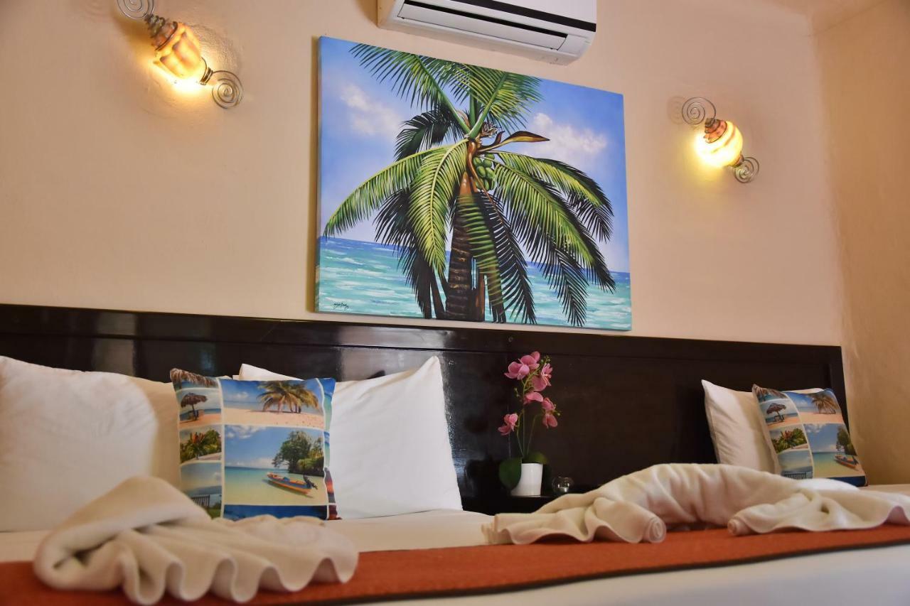 Готель Moon Dreams Yum Balam Isla Holbox Екстер'єр фото